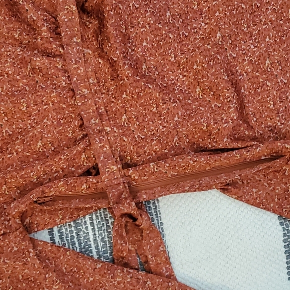 Dress - Picture 3 of 5